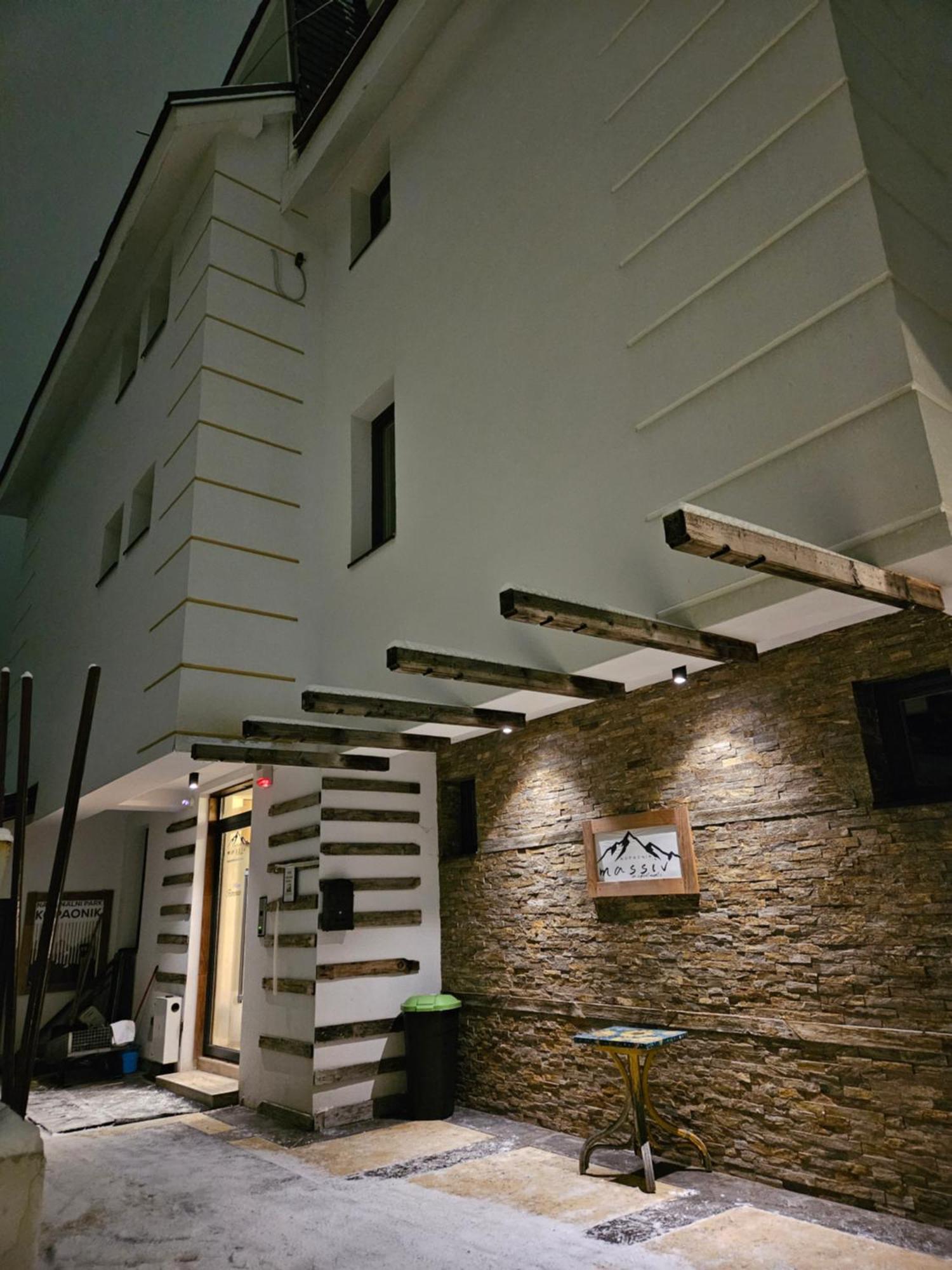 Massiv Centar Lux * 科帕奥尼克